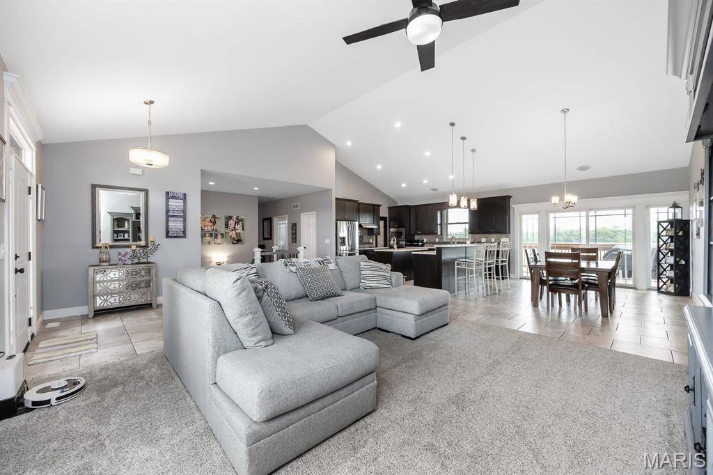 3456 Arbor View CT, Freeburg, IL 62243