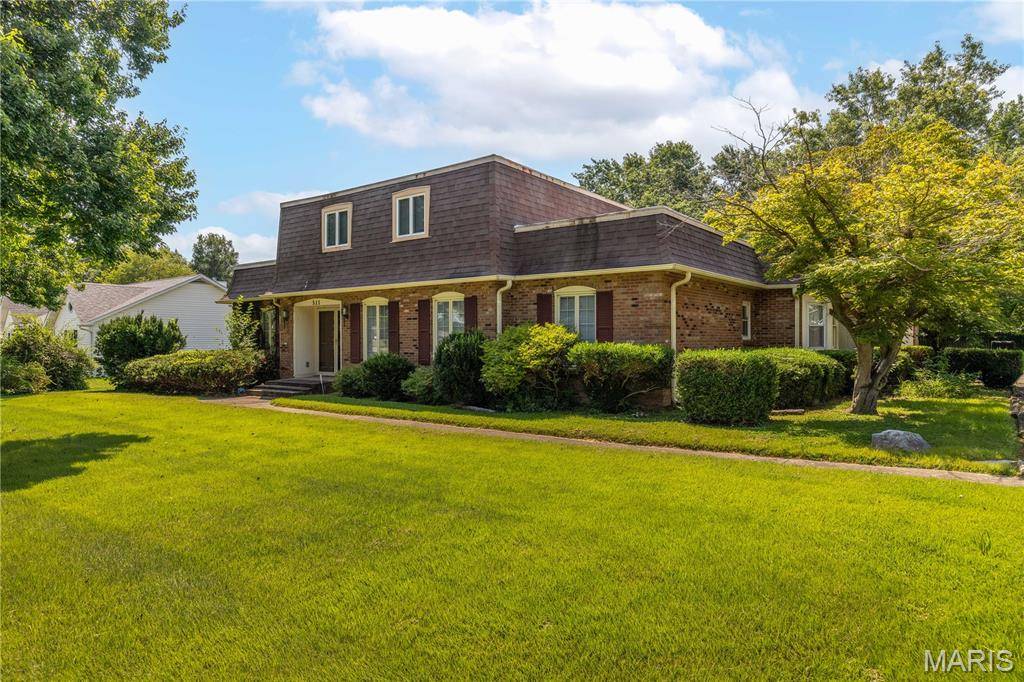 511 W Salcedo RD, Sikeston, MO 63801