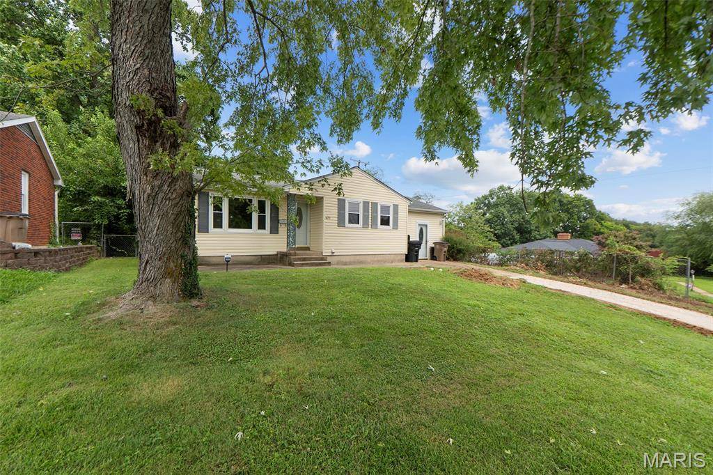 420 Green Acres ST, Cape Girardeau, MO 63701