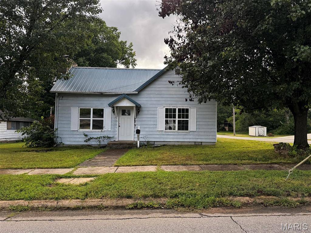 709 Walnut ST, Doniphan, MO 63935