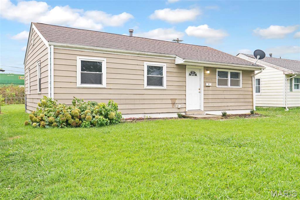 25 Briarcliff DR, Granite City, IL 62040