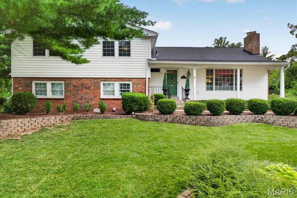 808 Glen Elm DR, Glendale, MO 63122