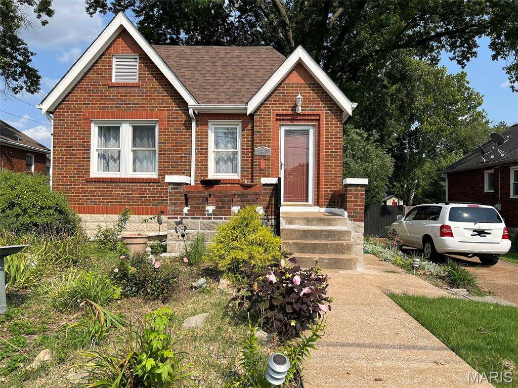 2366 Addie AVE, Overland, MO 63114