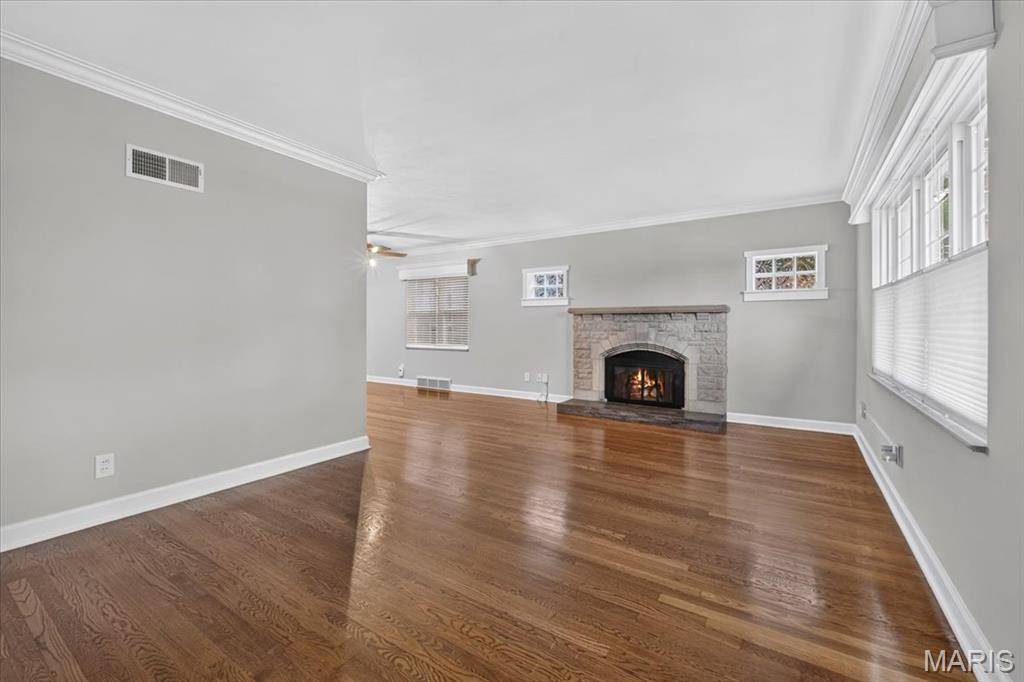 6655 Winnebago ST, St Louis, MO 63109