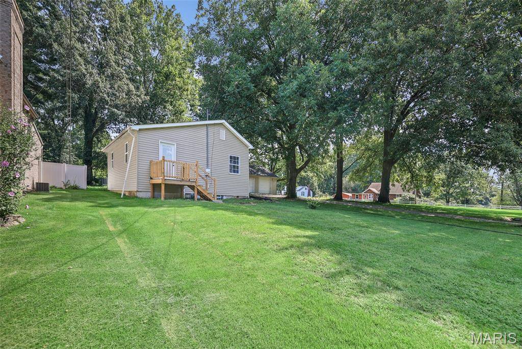 1202 Cart LN, Belleville, IL 62221