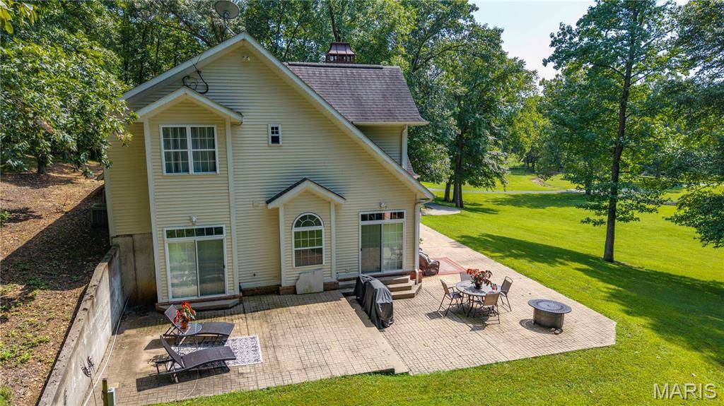 488 County Road 553, Jackson, MO 63755