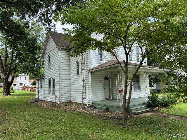 210 S Elm ST, Nokomis, IL 62075