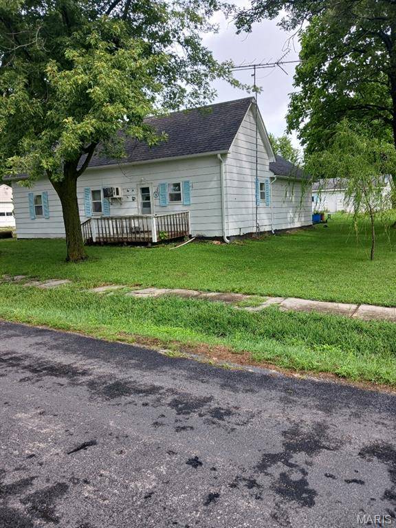 210 N Culver ST, Clarence, MO 63437