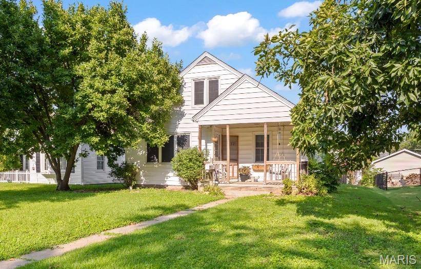 612 Locust ST, Red Bud, IL 62278
