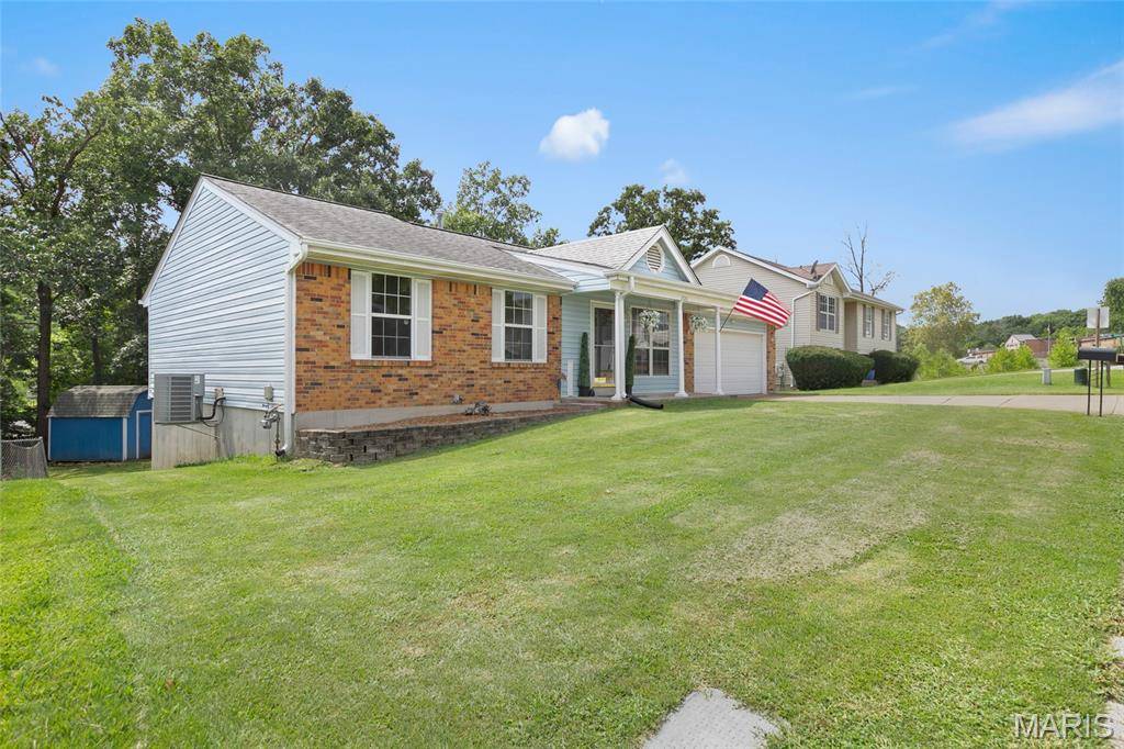 1726 Clark LN, Barnhart, MO 63012