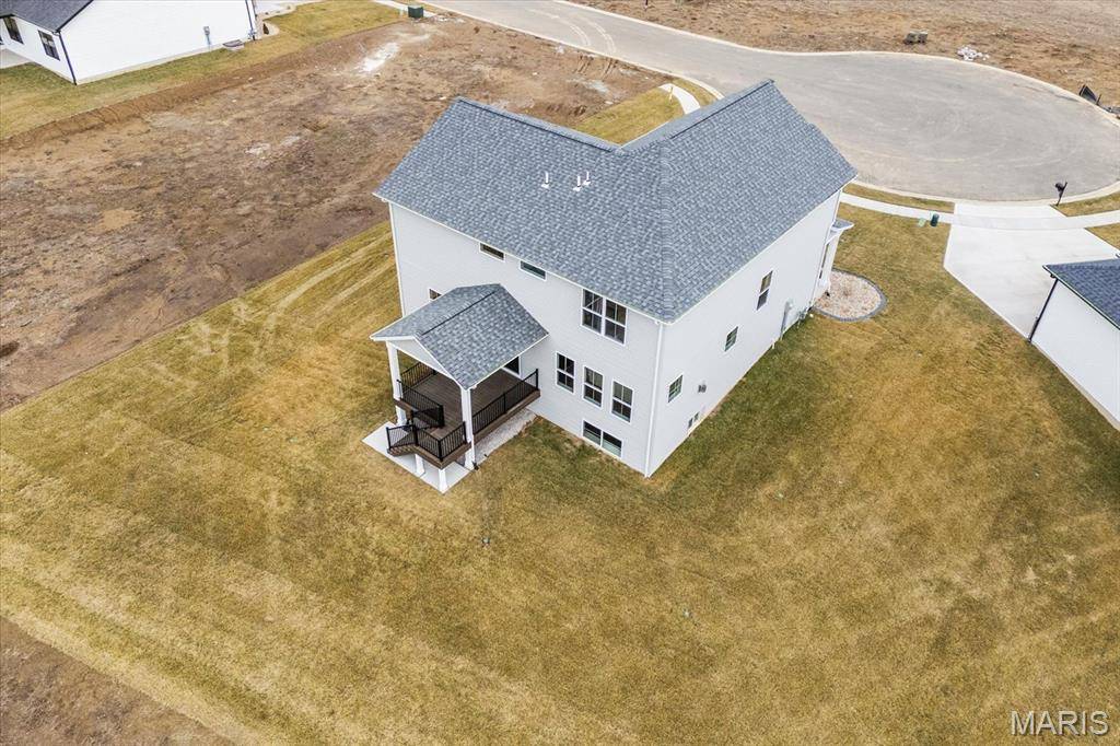 809 Golden Bell LN, O'fallon, IL 62269