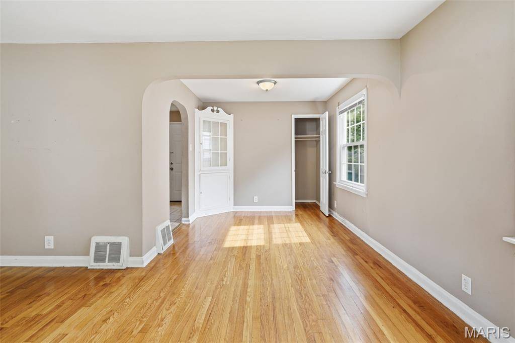 7901 Alert DR, St Louis, MO 63133