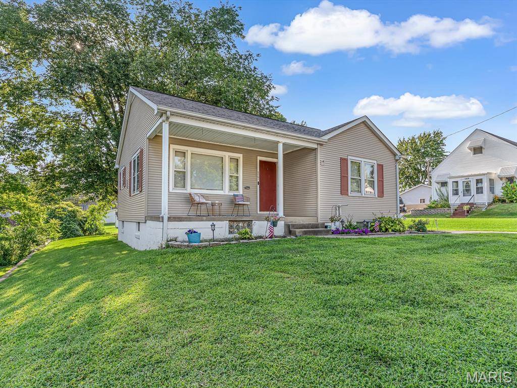 127 S Carl ST, Columbia, IL 62236