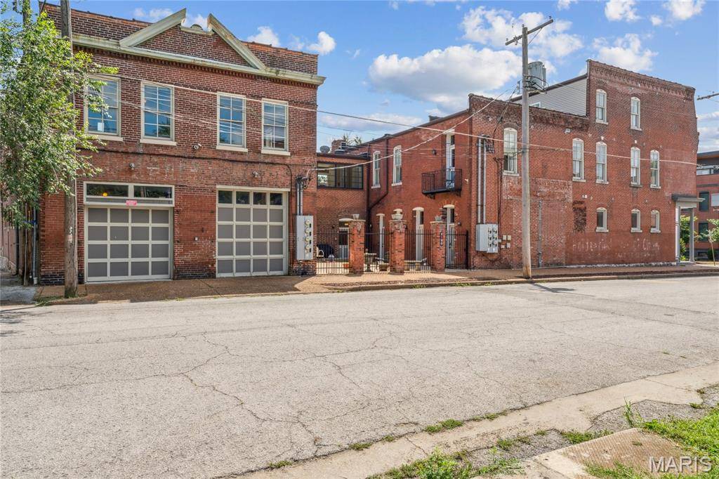 2900 Indiana AVE #3, St Louis, MO 63118