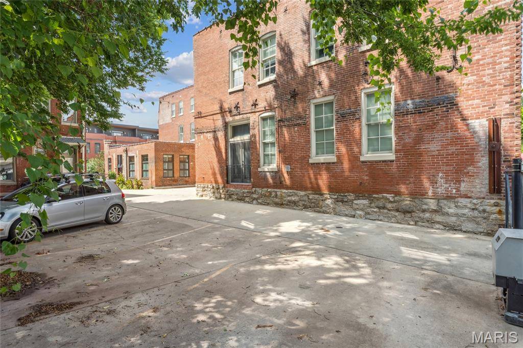 2900 Indiana AVE #3, St Louis, MO 63118