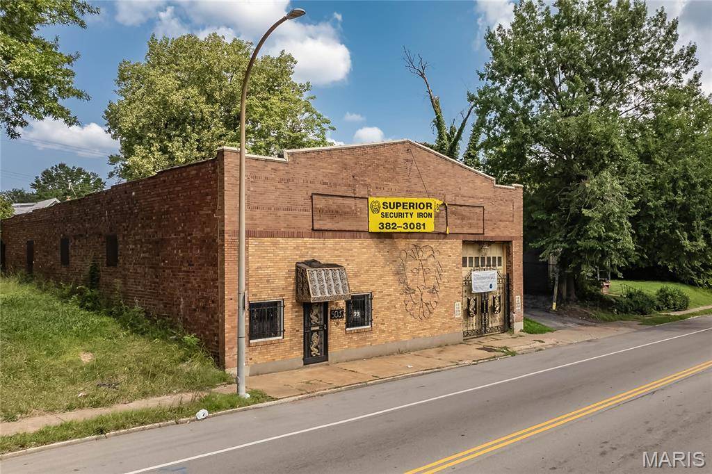5041 Union BLVD, St Louis, MO 63115