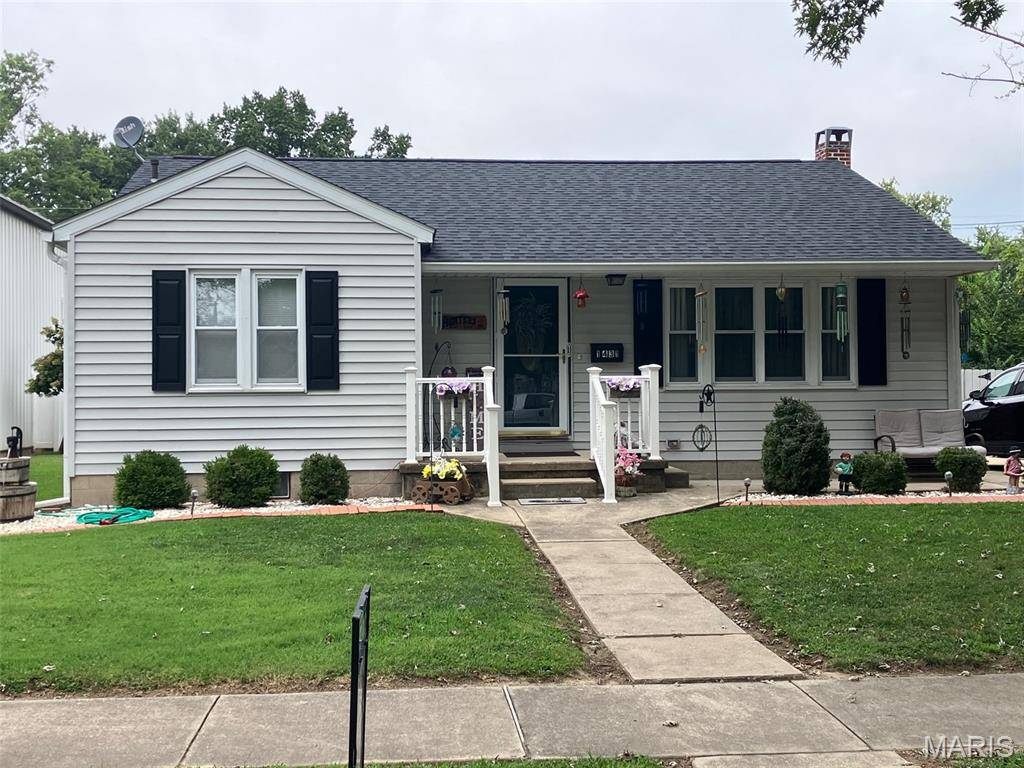 1431 Fairfax ST, Carlyle, IL 62231