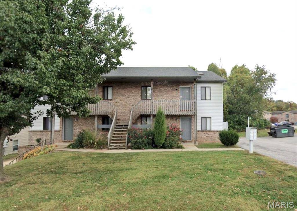 102 HILLSIDE LN, Belleville, IL 62223