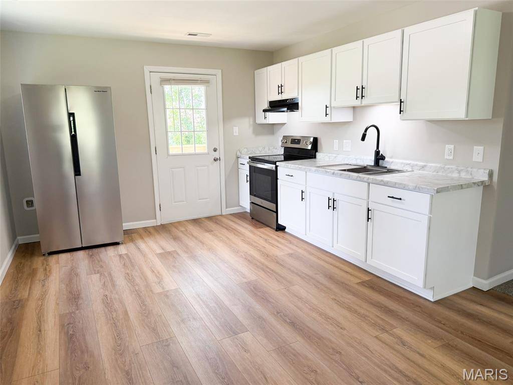 210 W Marvin AVE, Owensville, MO 65066