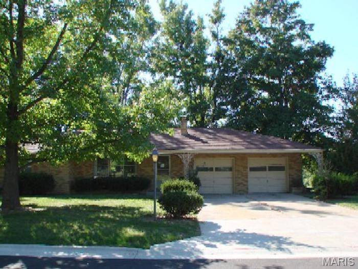 15 SHERYL DR, Fairview Heights, IL 62208
