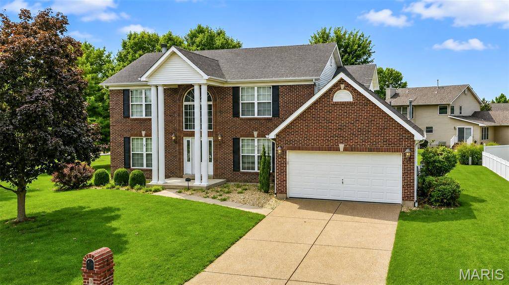 305 Highgrove Place DR, O'fallon, MO 63366