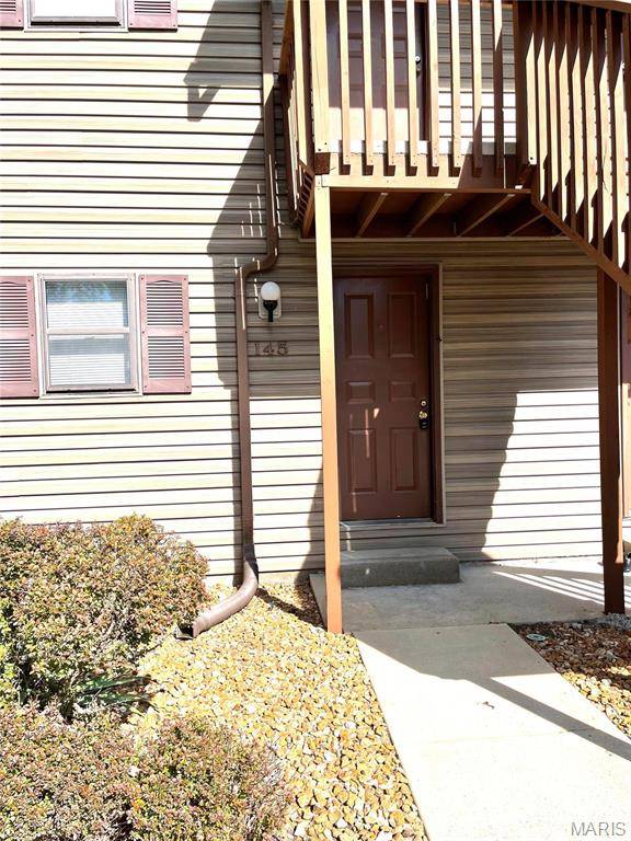 145 ASHLEY DR, Fairview Heights, IL 62208