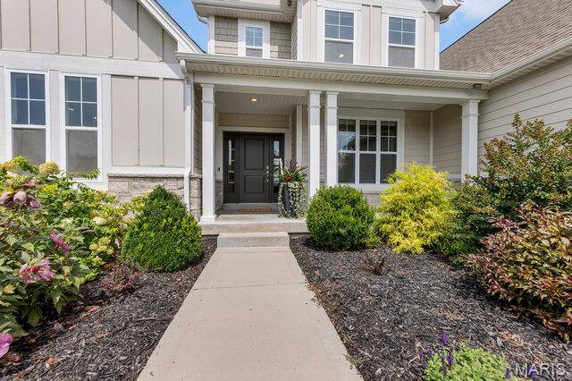 985 Silver Buck LN, Chesterfield, MO 63005