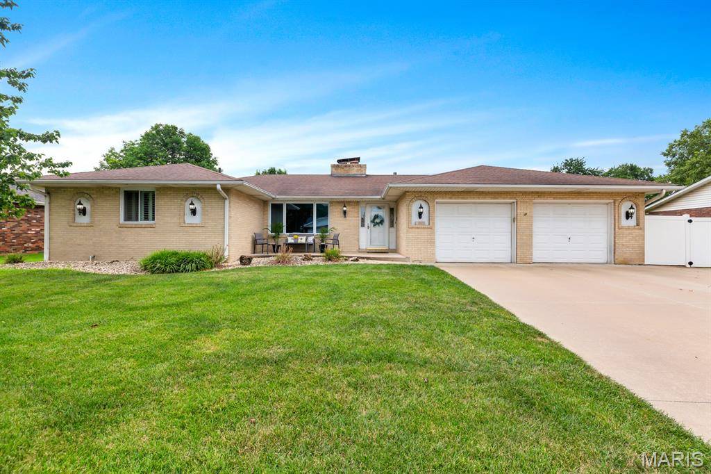 2316 Dwight DR, Granite City, IL 62040