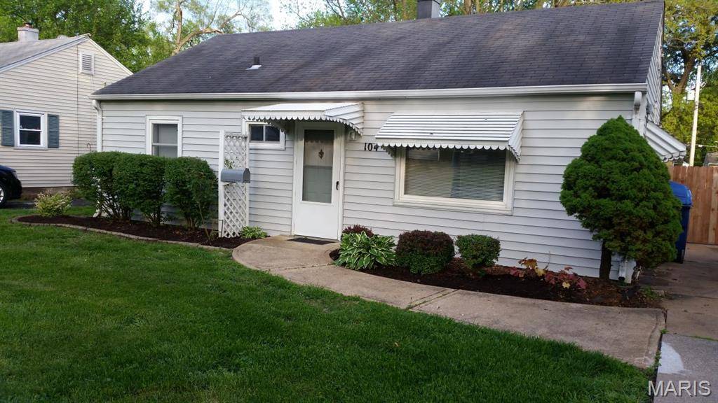 104 N Saint Jacques ST, Florissant, MO 63031