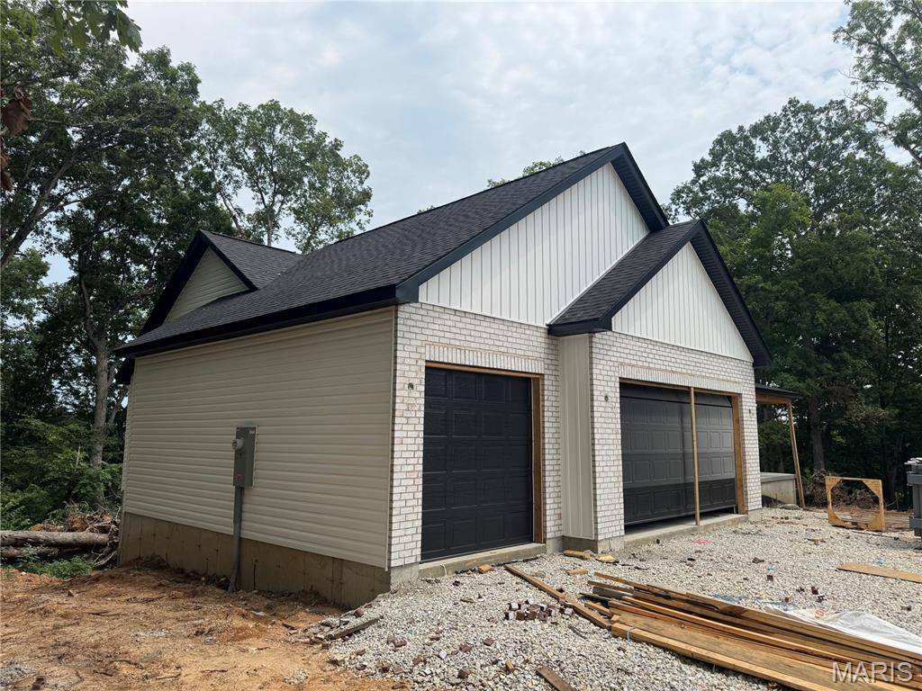 325 Shumard Oak DR, Troy, MO 63379