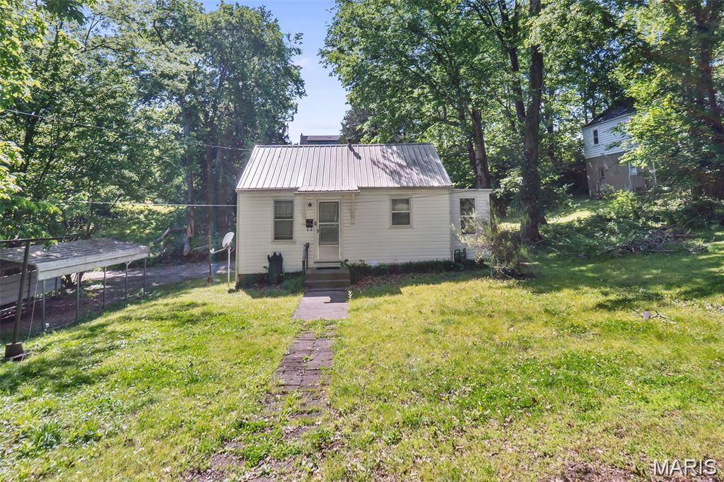 823 N Missouri ST, Cape Girardeau, MO 63701