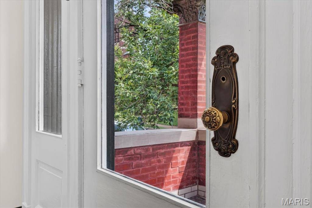 3519 Giles AVE, St Louis, MO 63116