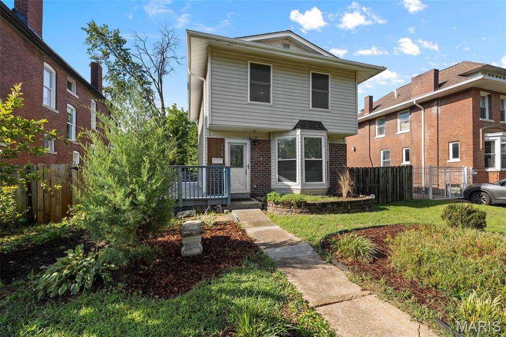 6028 Clemens AVE, St Louis, MO 63112
