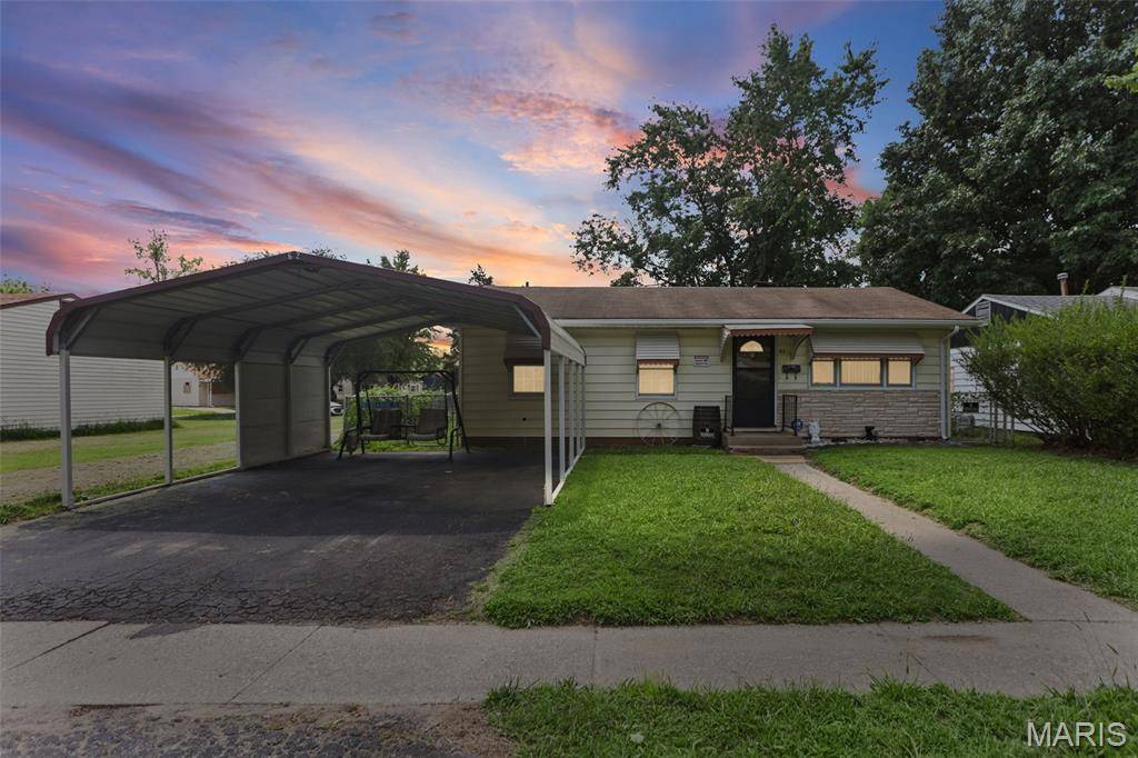 62 David ST, Cahokia, IL 62206
