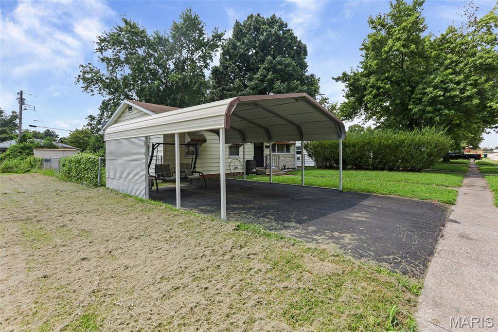 62 David ST, Cahokia, IL 62206