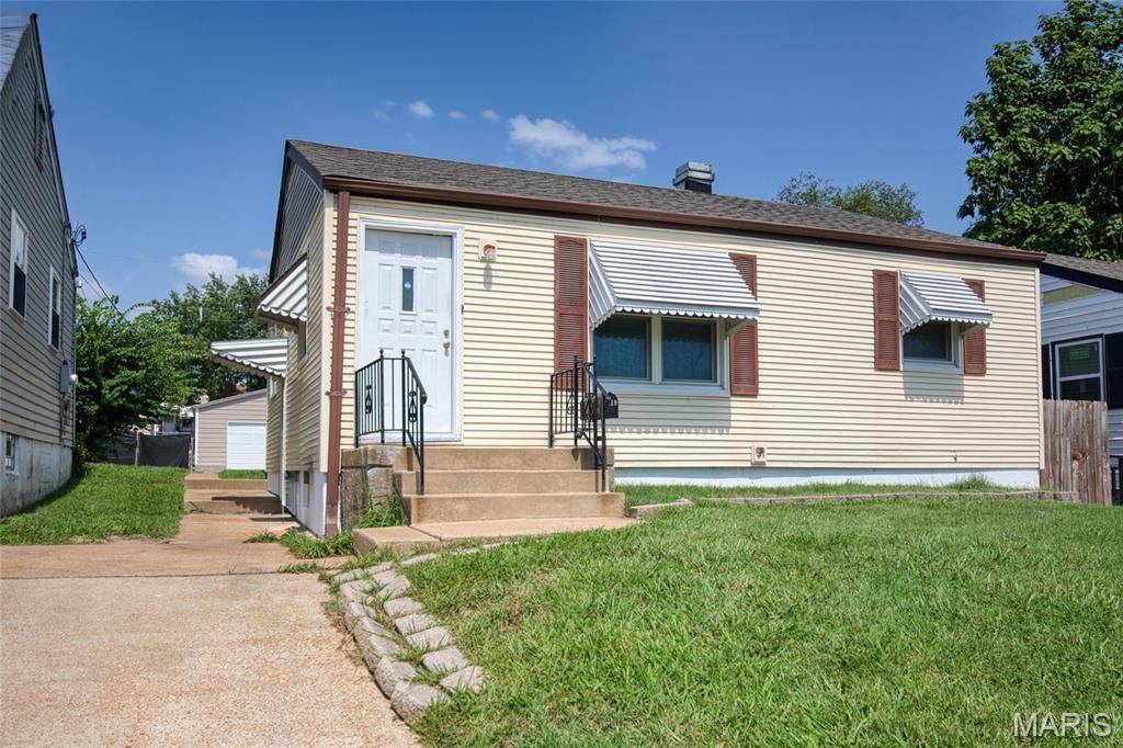 3619 W Steins ST, St Louis, MO 63116