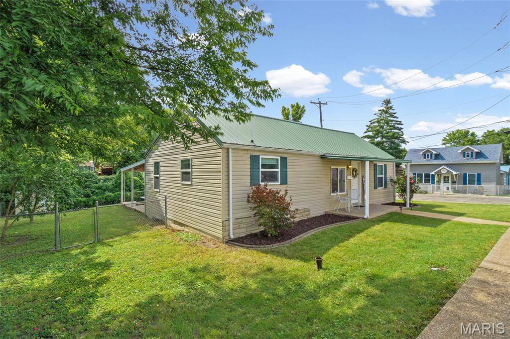 121 Chestnut ST, Festus, MO 63028