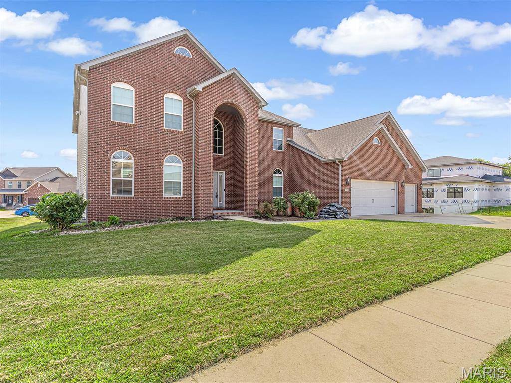 7010 Monaco DR, O'fallon, IL 62269