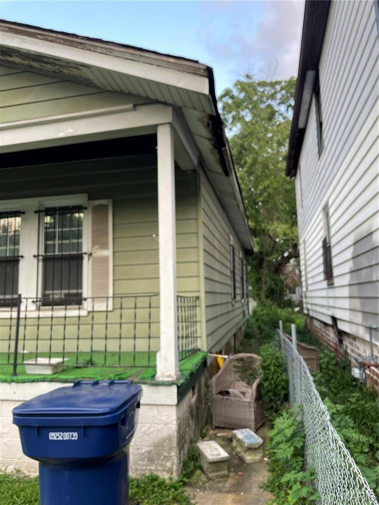 5654 Acme AVE, St Louis, MO 63136