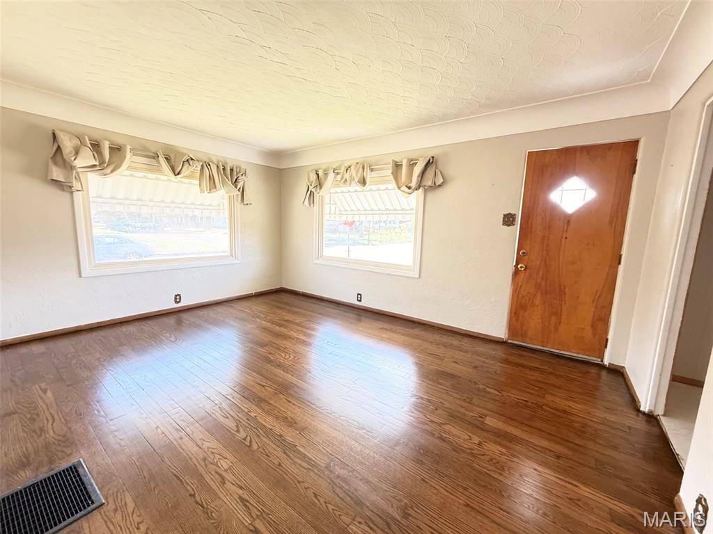 600 Washington AVE, East Alton, IL 62024