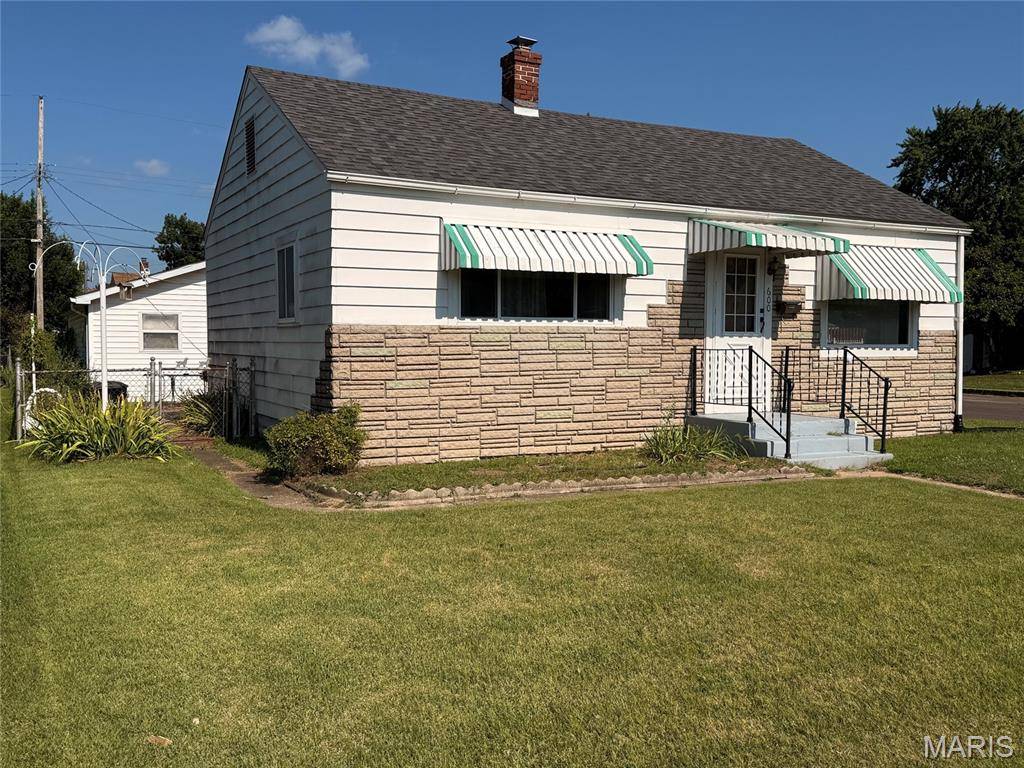 600 Washington AVE, East Alton, IL 62024