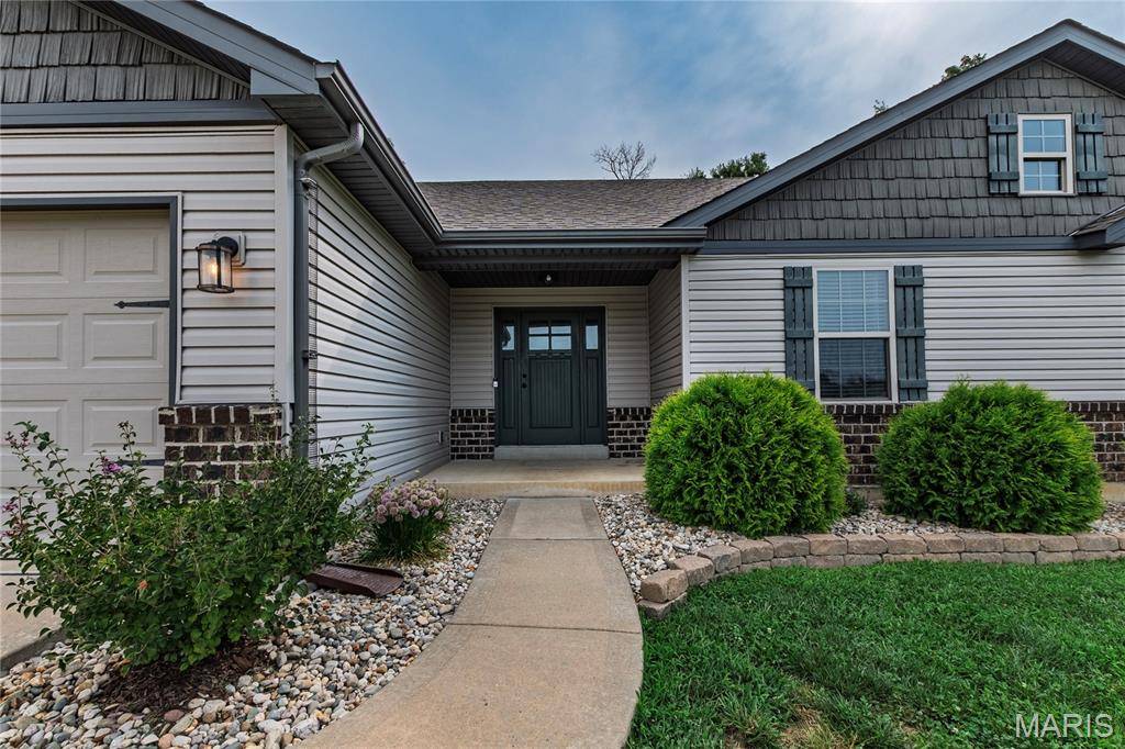 730 Glen Eagle DR, Troy, MO 63379