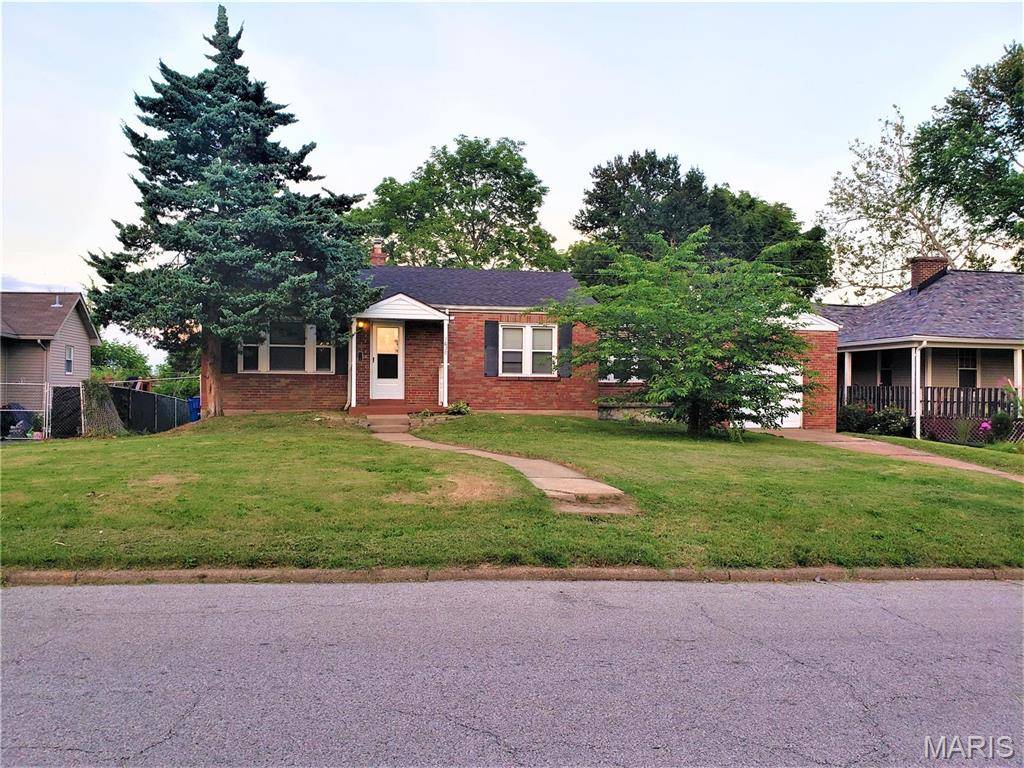 1636 Quendo AVE, St Louis, MO 63130