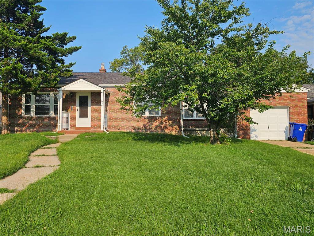 1636 Quendo AVE, St Louis, MO 63130