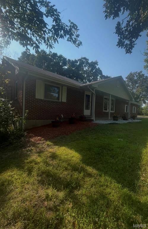 4755 Highway B, Bland, MO 65014