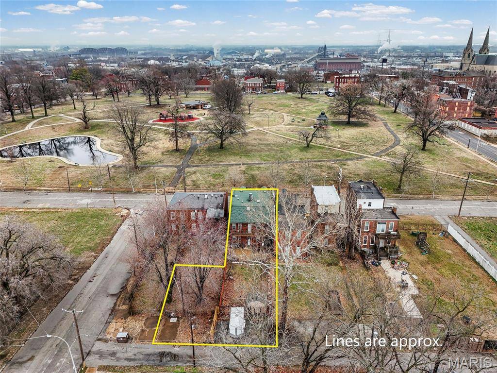 3725 N 20th ST, St Louis, MO 63107