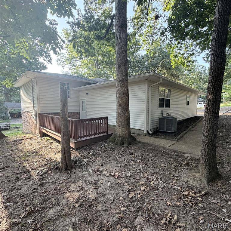 1609 Sylvan DR, Poplar Bluff, MO 63901