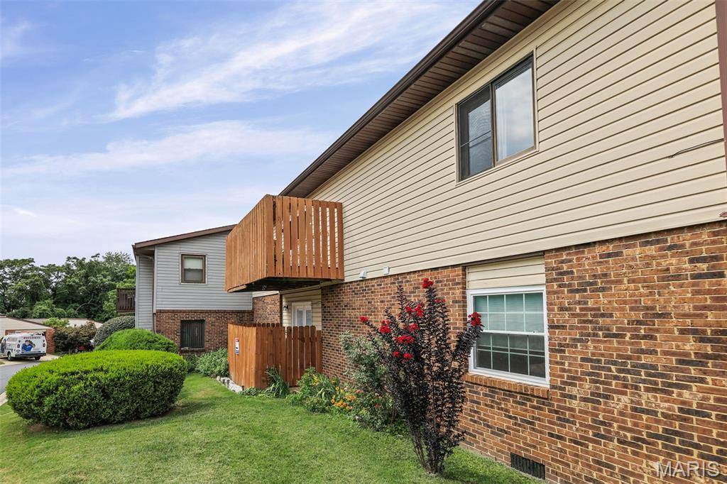 21 Parkridge, Belleville, IL 62226