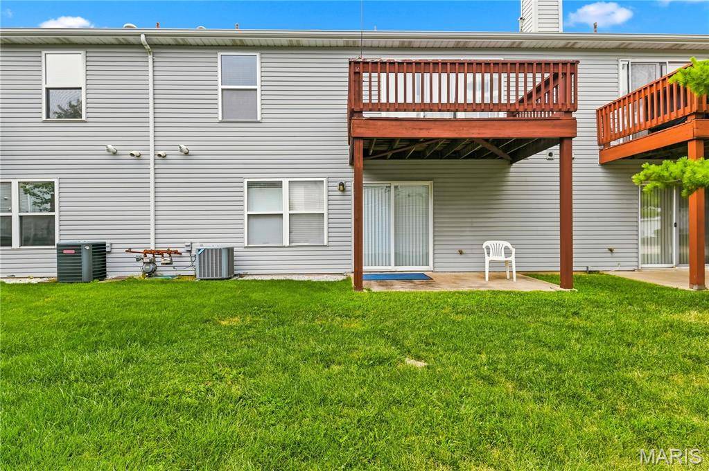 3034 Crown DR #D, St Peters, MO 63376