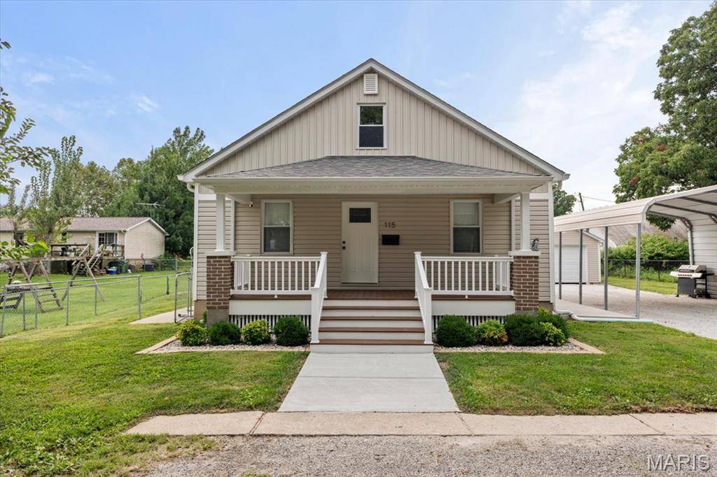 115 S Fillmore ST, Red Bud, IL 62278